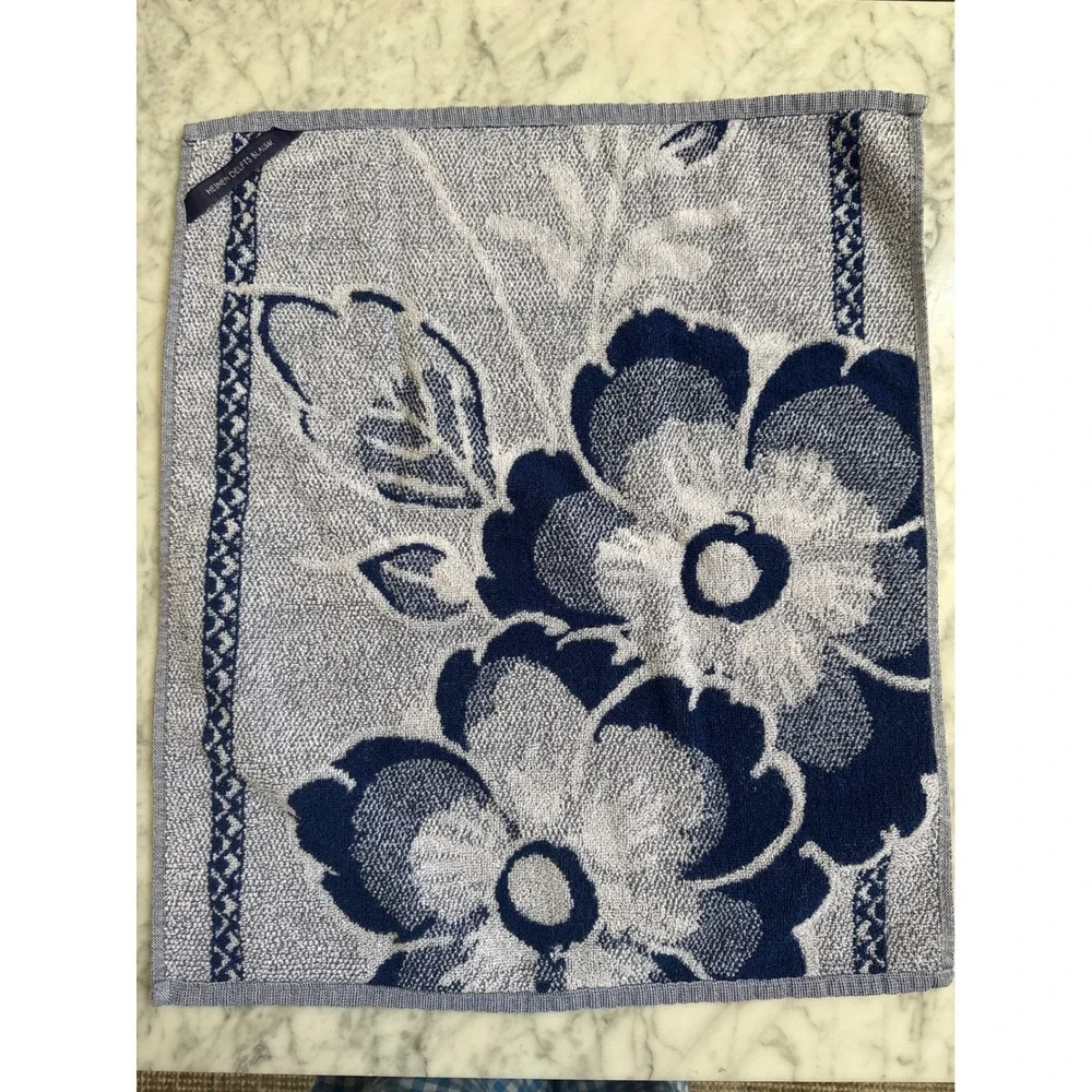 Heinen Delfts Blauw Blue White Floral Hand Towel Dutch Design Terry Cloth 21x19.